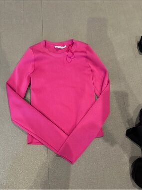 Women’s Fuchsia Long-Sleeve Crop Top